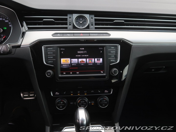 Volkswagen Ostatní modely Passat Highline 2.0 BiTDI 2016