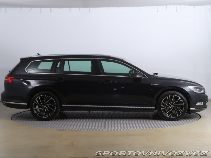 Volkswagen Ostatní modely Passat Highline 2.0 BiTDI 2016