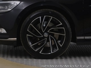 Volkswagen Ostatní modely Passat Highline 2.0 BiTDI 2016