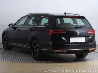 Volkswagen Ostatní modely Passat Highline 2.0 BiTDI 2016