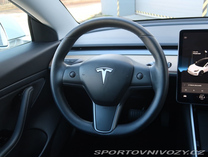 Tesla Model 3 Std Range Plus 52kWh 2020