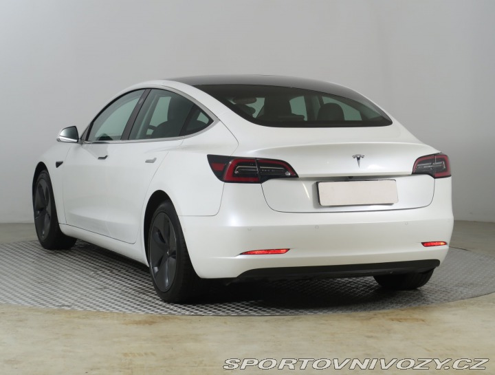 Tesla Model 3 Std Range Plus 52kWh 2020