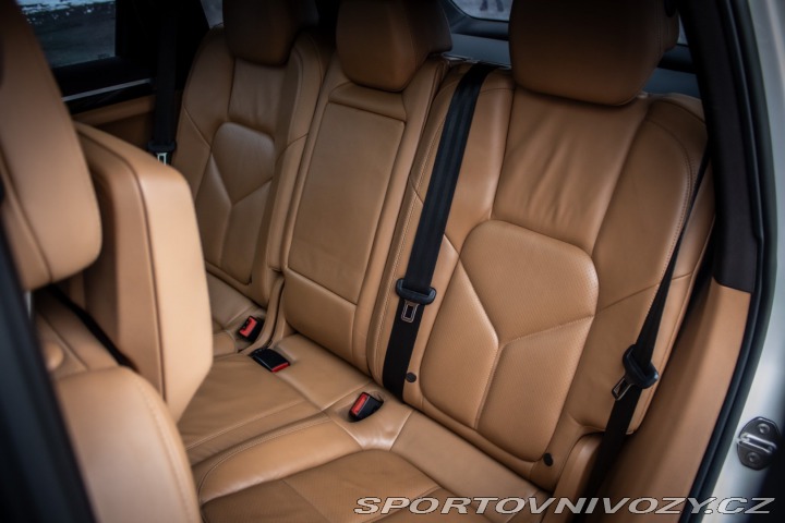 Porsche Cayenne S 4.8 Tiptronic S, 294kw 2011