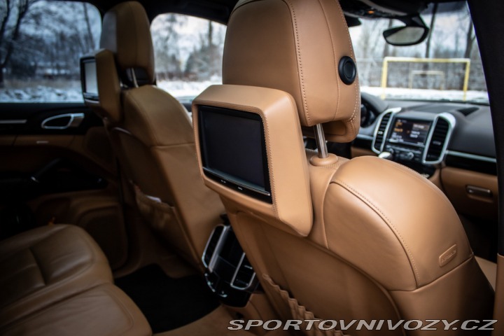 Porsche Cayenne S 4.8 Tiptronic S, 294kw 2011