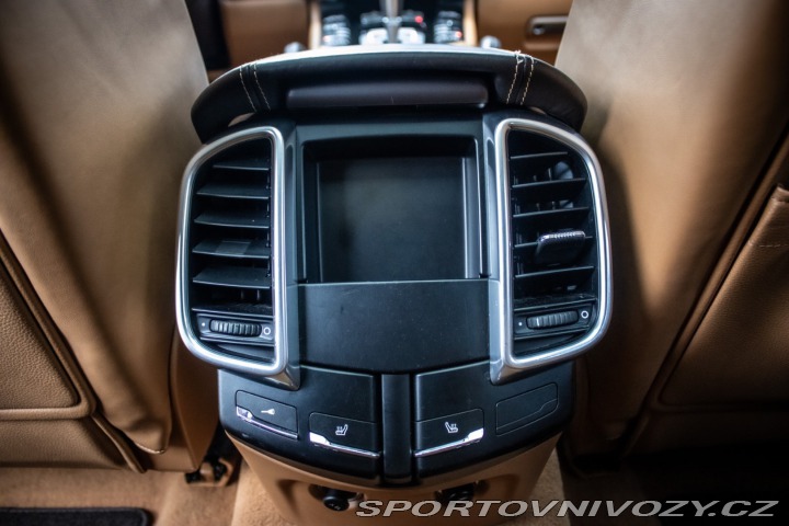 Porsche Cayenne S 4.8 Tiptronic S, 294kw 2011