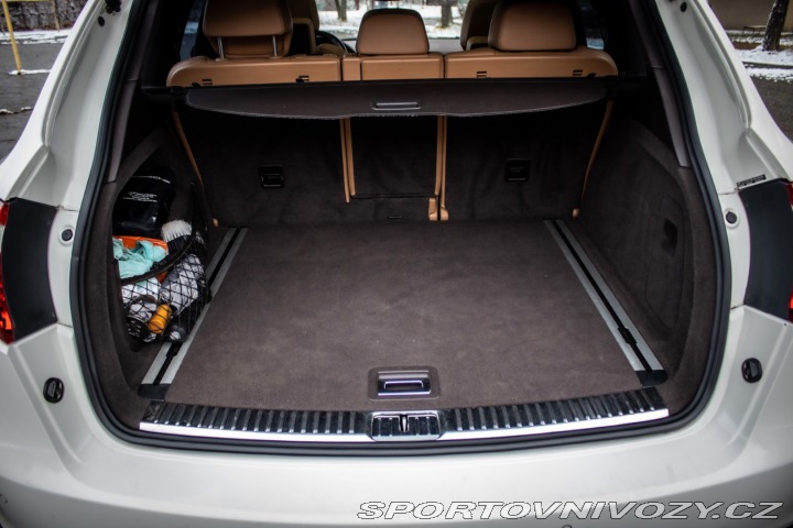 Porsche Cayenne S 4.8 Tiptronic S, 294kw 2011