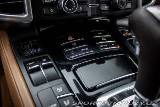 Porsche Cayenne S 4.8 Tiptronic S, 294kw 2011