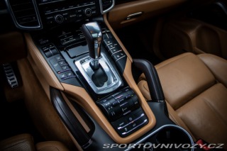 Porsche Cayenne S 4.8 Tiptronic S, 294kw 2011