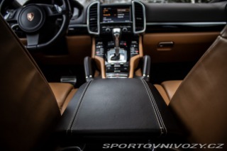 Porsche Cayenne S 4.8 Tiptronic S, 294kw 2011