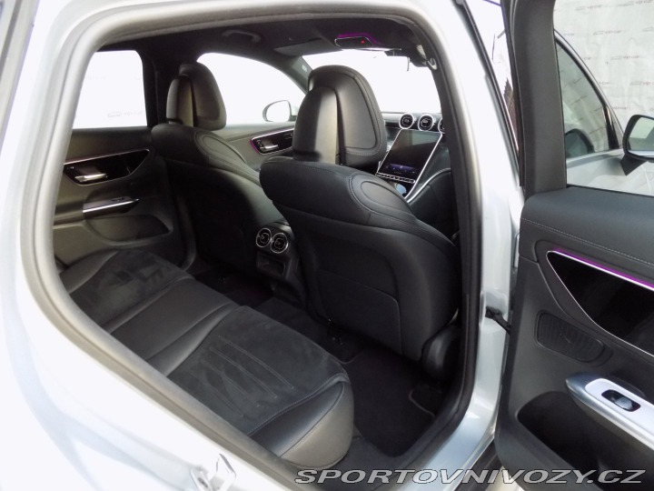 Mercedes-Benz Ostatní modely GLC 300e/AMG/4Matic/DPH/LED/ 2024