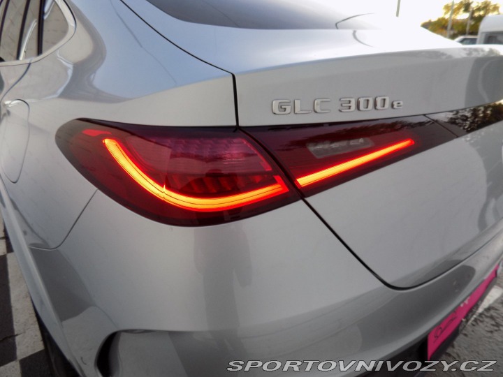 Mercedes-Benz Ostatní modely GLC 300e/AMG/4Matic/DPH/LED/ 2024