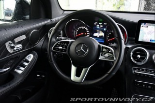 Mercedes-Benz Ostatní modely GLC 300e 4MATIC AMG TAŽNÉ 1M 2022