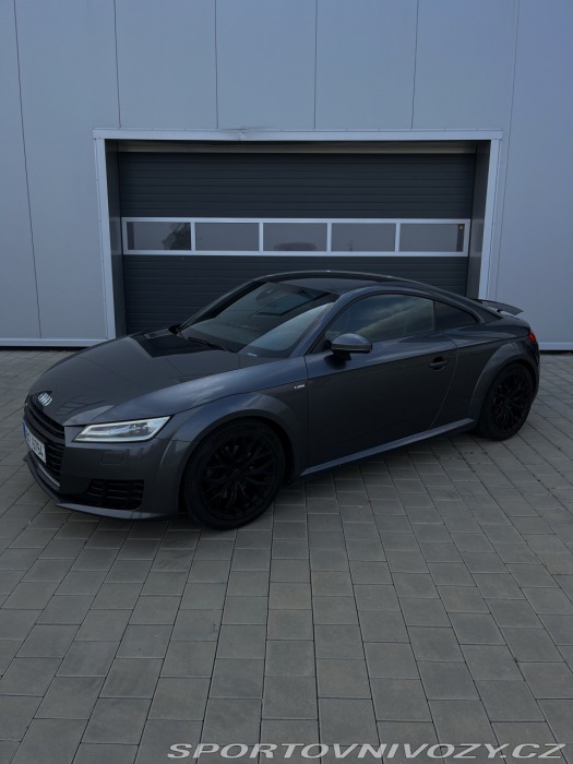 Audi TT 