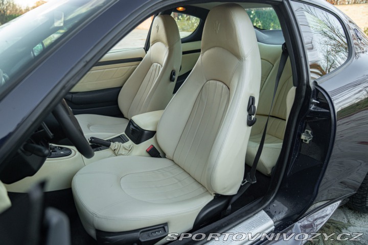 Maserati Ostatní modely Coupé 4.2 V8 32V CAMBIOCORSA 2002