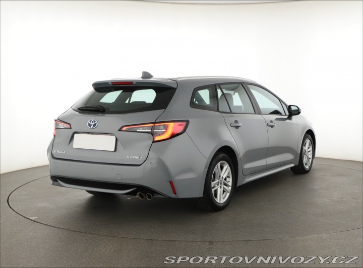 Toyota Corolla 2.0 Hybrid 2022