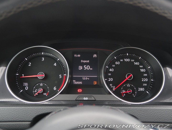 Volkswagen Golf Highline 2.0 TDI GTD 2016