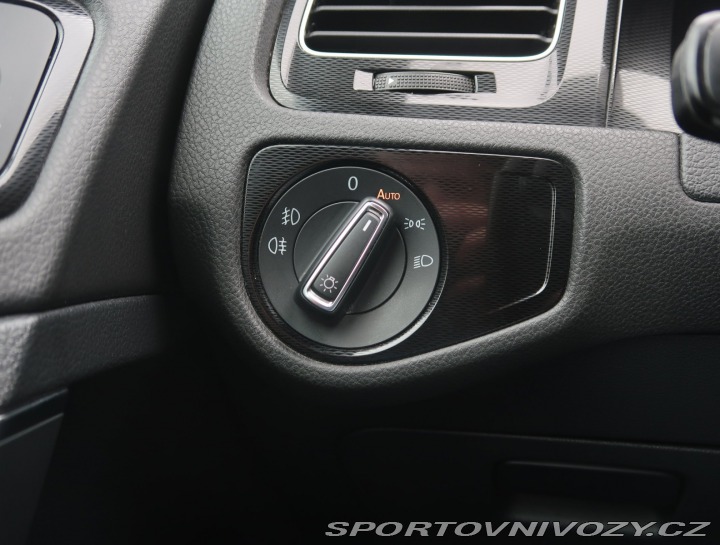 Volkswagen Golf Highline 2.0 TDI GTD 2016