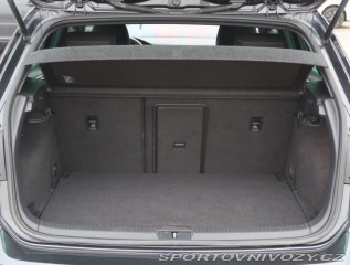 Volkswagen Golf Highline 2.0 TDI GTD 2016