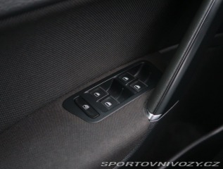 Volkswagen Golf Highline 2.0 TDI GTD 2016