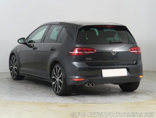 Volkswagen Golf Highline 2.0 TDI GTD 2016