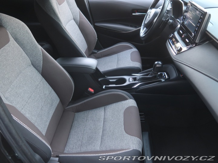 Toyota Corolla Trek 2.0 Hybrid 2021