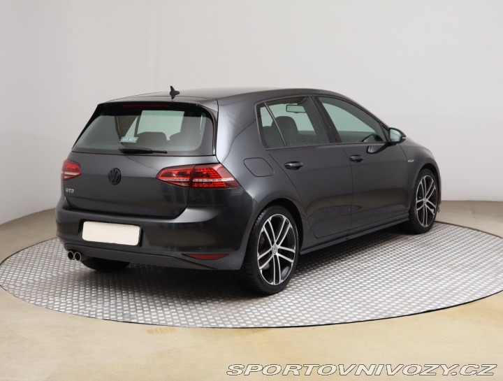 Volkswagen Golf 2.0 TDI GTD 2014