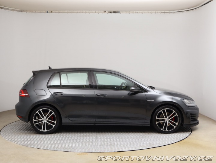 Volkswagen Golf 2.0 TDI GTD 2014