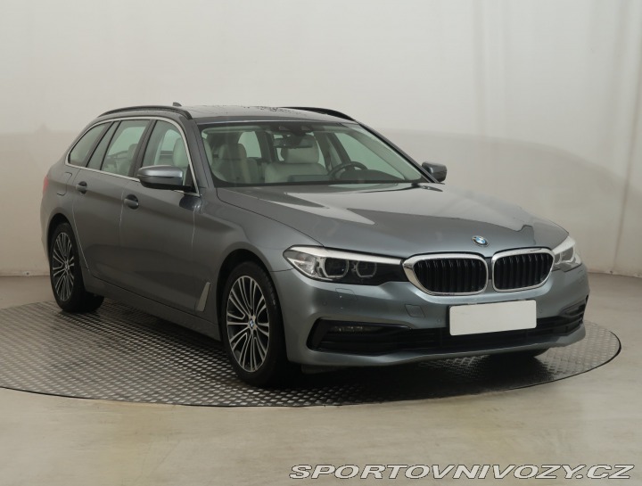 BMW 5 Sport Line 540i xDrive 2019