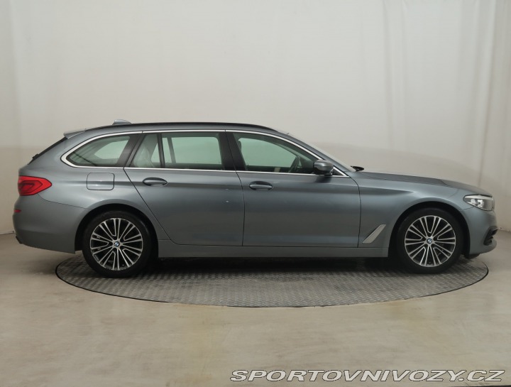 BMW 5 Sport Line 540i xDrive 2019