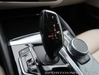 BMW 5 Sport Line 540i xDrive 2019