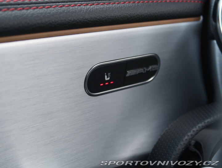 Mercedes-Benz CLA AMG Paket 200 d 4MATIC 2020