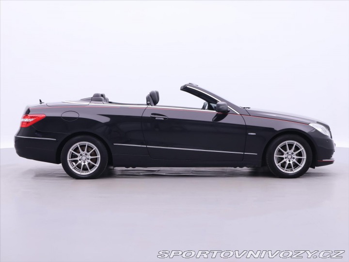 Mercedes-Benz E 2,2 CDI 125kW Elegance Ca 2011