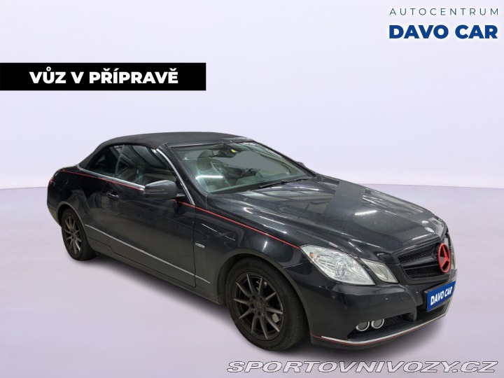 Mercedes-Benz E 2,2 CDI 125kW Elegance Ca 2011