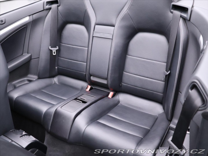 Mercedes-Benz E 2,2 CDI 125kW Elegance Ca 2011