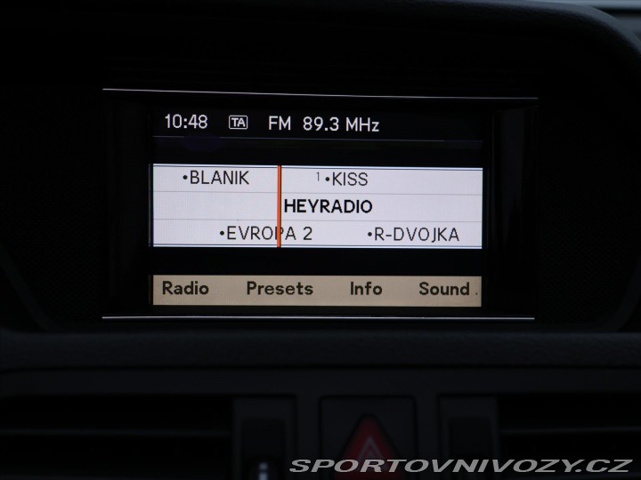 Mercedes-Benz E 2,2 CDI 125kW Elegance Ca 2011