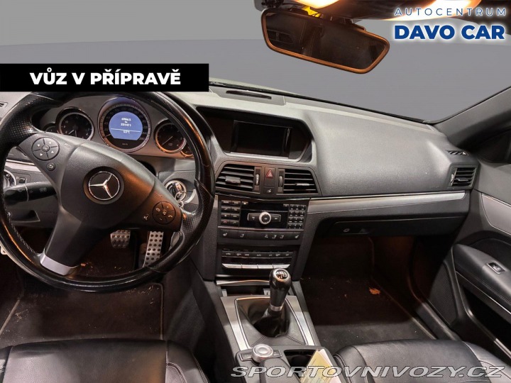 Mercedes-Benz E 2,2 CDI 125kW Elegance Ca 2011
