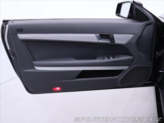 Mercedes-Benz E 2,2 CDI 125kW Elegance Ca 2011