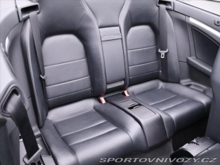 Mercedes-Benz E 2,2 CDI 125kW Elegance Ca 2011