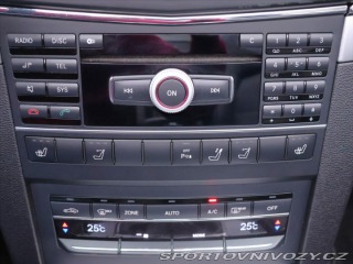 Mercedes-Benz E 2,2 CDI 125kW Elegance Ca 2011