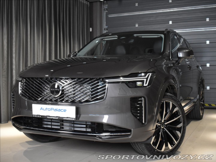Volvo Ostatní modely XC90 2,0 T8  XC90 Plus Bright 2025