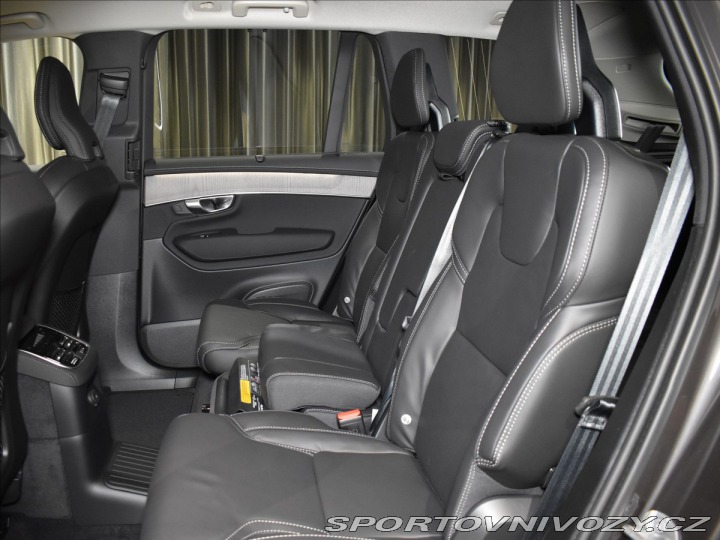 Volvo Ostatní modely XC90 2,0 T8  XC90 Plus Bright 2025