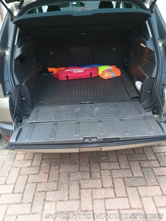 Peugeot Ostatní modely 3008 2,0   automat HDi 2012