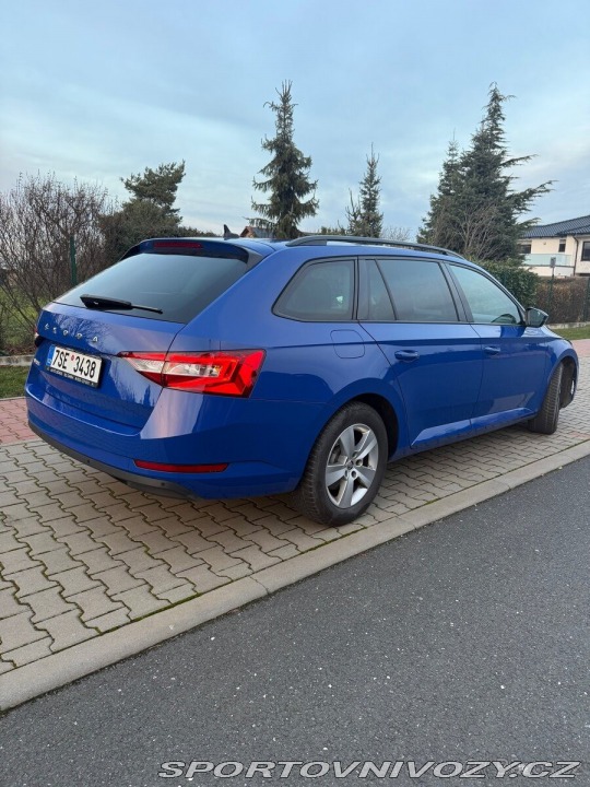 Škoda Superb 2,0 TDI DSG 2022 Rok 11 2022