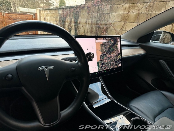 Tesla Model 3 Long Range 2019 / AWD 2019