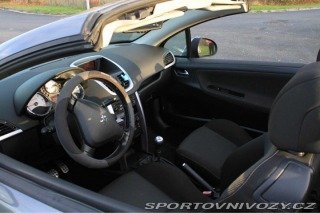 Peugeot 207 CC 1,6   CC (cabrio) 1800