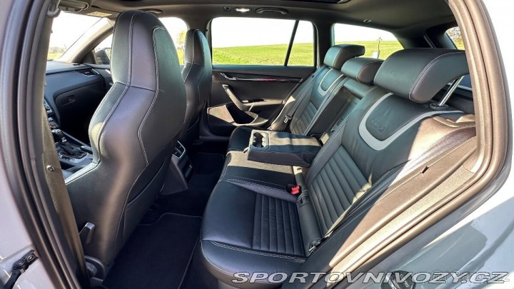 Škoda Ostatní modely Octavia 2,0   III RS TDi 135 kw D 2014