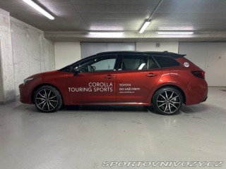Toyota Corolla GR Sport 2.0 Hybrid e-CVT 2025