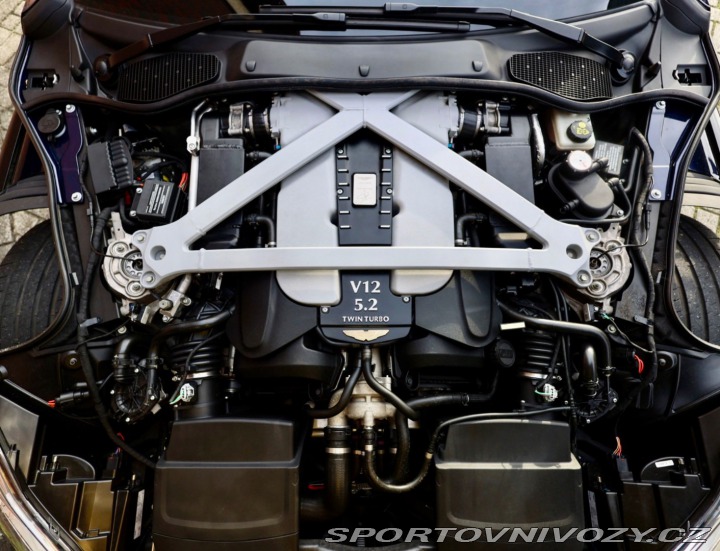 Aston Martin DB11 DB11 5.2 V12 | 360kamera 2016