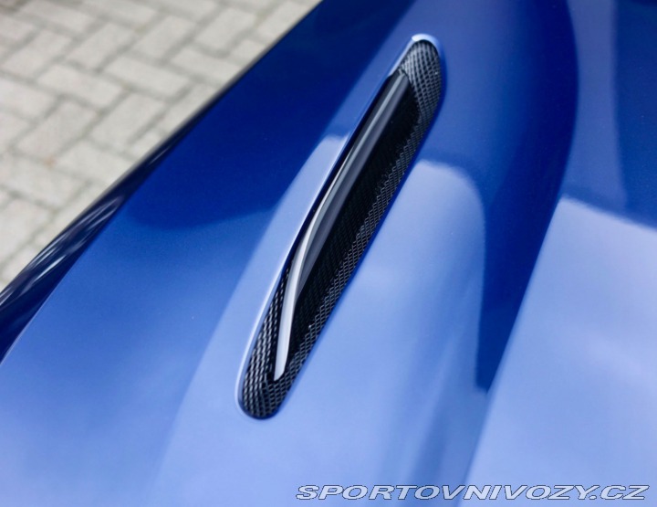 Aston Martin DB11 DB11 5.2 V12 | 360kamera 2016