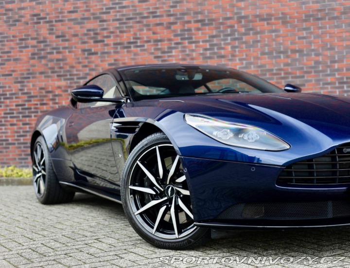 Aston Martin DB11 DB11 5.2 V12 | 360kamera 2016